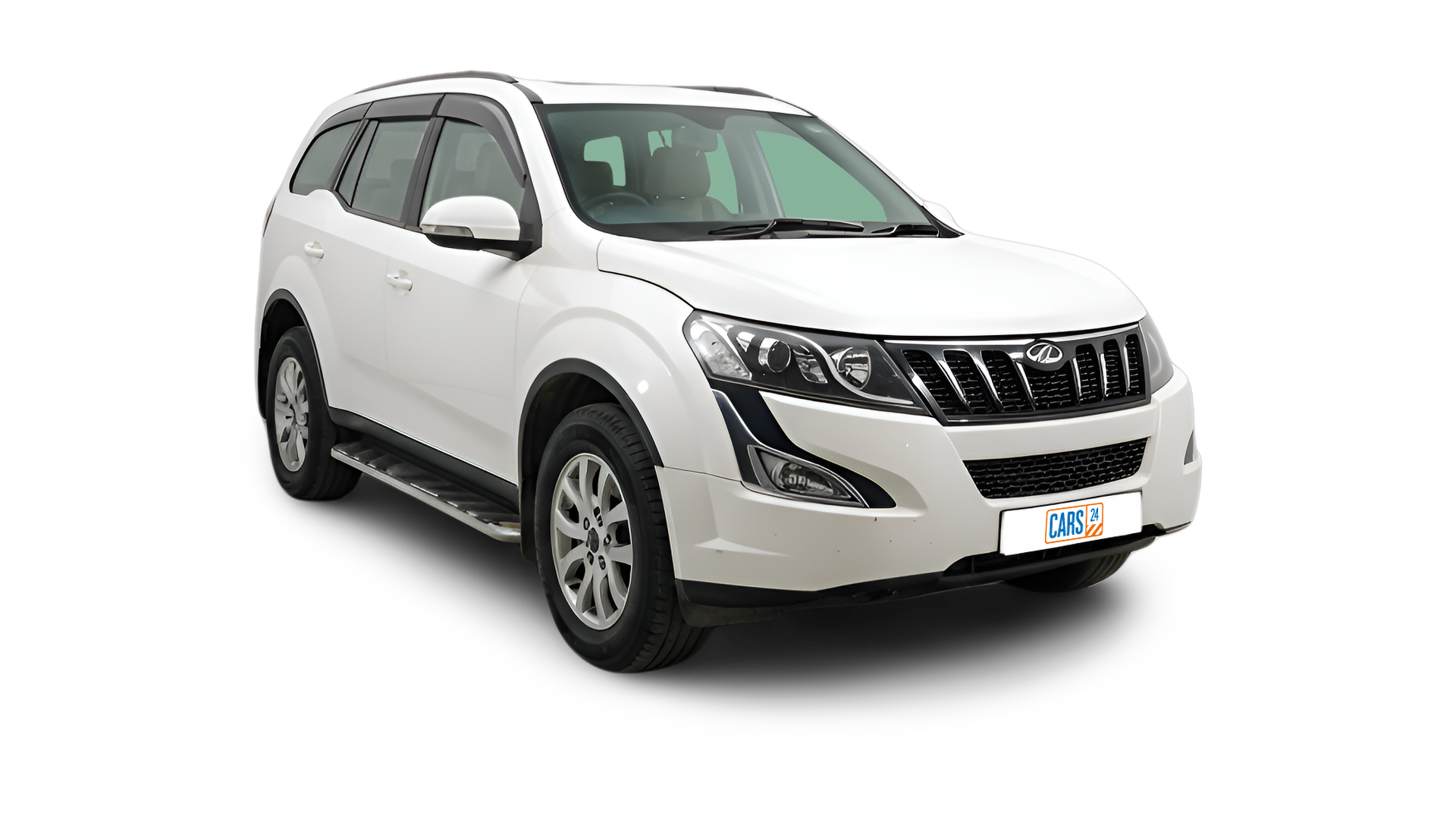 Mahindra XUV500-img
